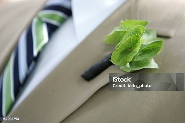 Green Kwiatek Do Butonierki - zdjęcia stockowe i więcej obrazów Bukieciarstwo - Bukieciarstwo, Drużba, Drużba pana młodego