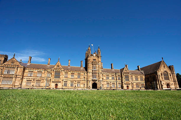 istock University of Sydney Panorama 182206454