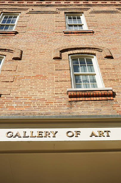 istock Gallery of art 182207529