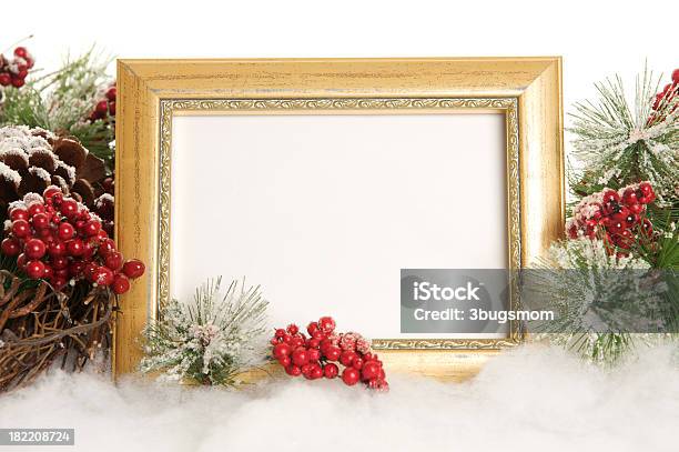 ゴールドのフォトフレームに雪のクリスマスデコレーション - クリスマスのストックフォトや画像を多数ご用意 - クリスマス, 額縁, からっぽ
