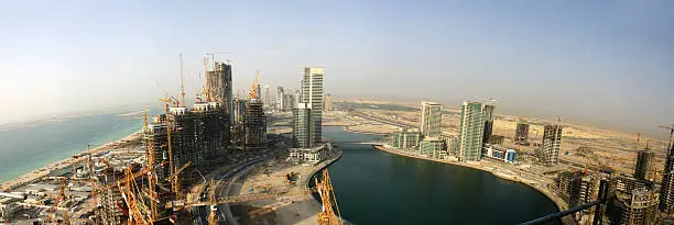 "an early old picture (2003 - 2004) for Dubai marina under construction while the jumeirah beach residence was still at its beginnings..more marina, Dubai & UAE Images.."