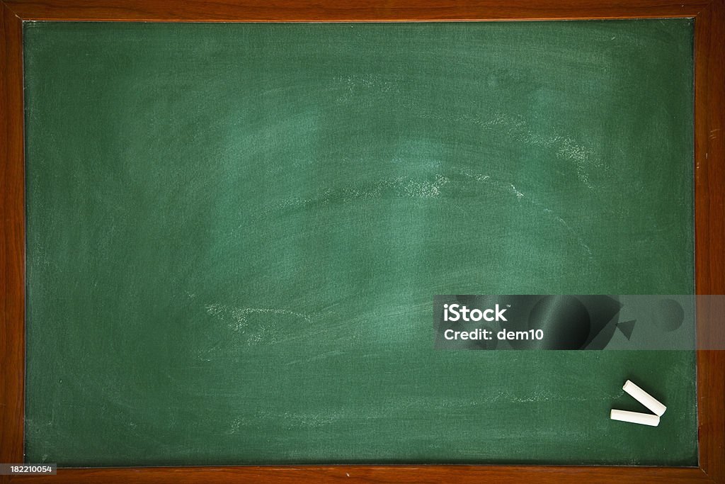 Verde chalkboard con cornice - Foto stock royalty-free di Educazione