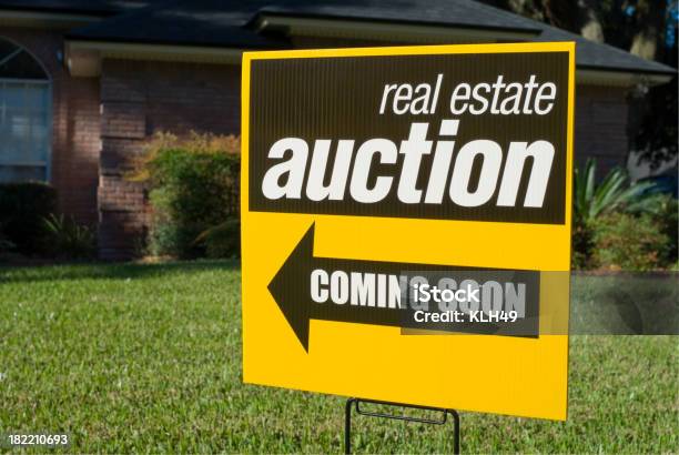 Real Estate Auction Sign Stock Photo - Download Image Now - Auction, Sign, House