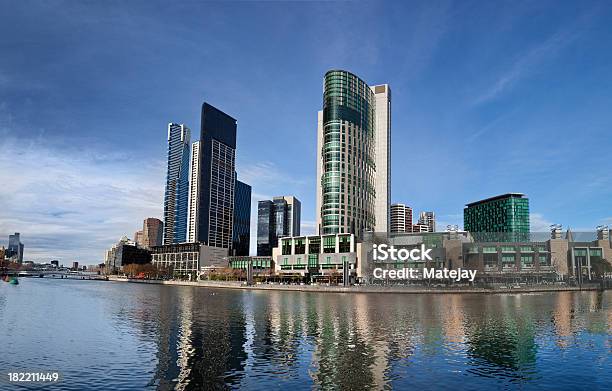 Foto de Horizonte De Melbourne e mais fotos de stock de Arranha-céu - Arranha-céu, Austrália, Capitais internacionais