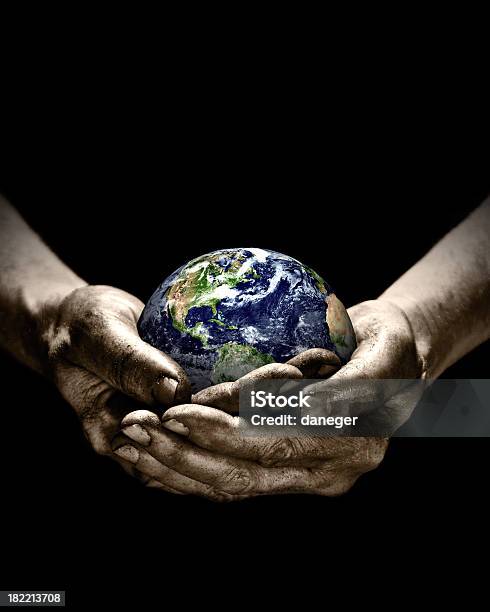 Mundo Nas Mãos - Fotografias de stock e mais imagens de Globo terrestre - Globo terrestre, Planeta, Planeta Terra