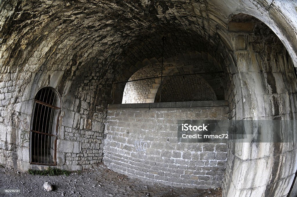 Fortezza interno fisheye - Foto stock royalty-free di Abbandonato