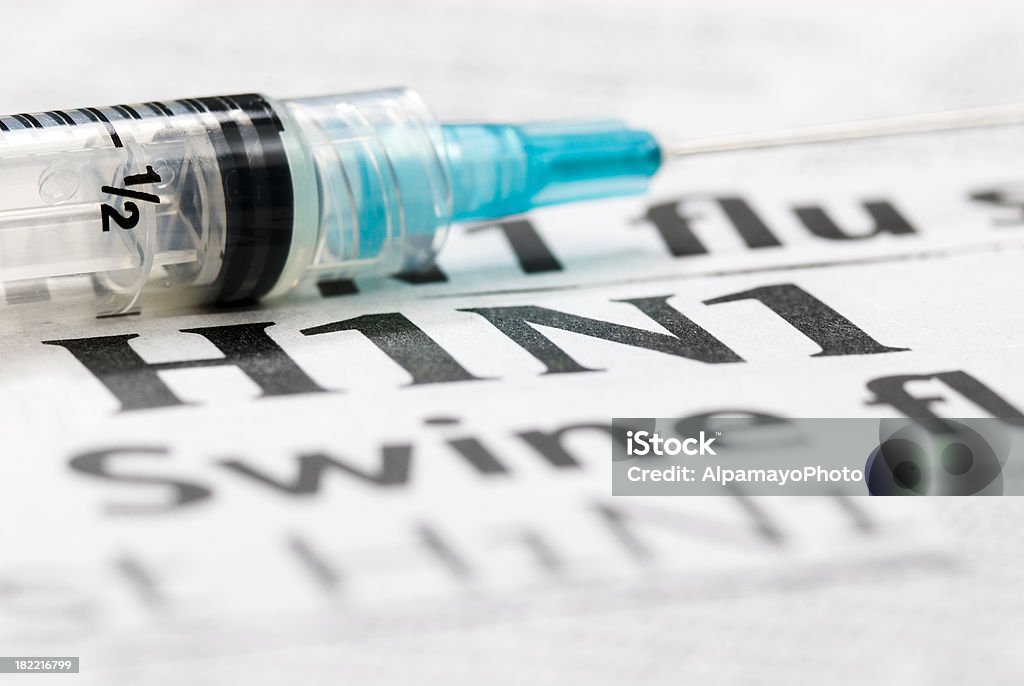 Ujęcie Szczepienie przeciwko grypie H1N1, nagłówki (cyjan strzykawki) – VIII - Zbiór zdjęć royalty-free (Badania kliniczne)
