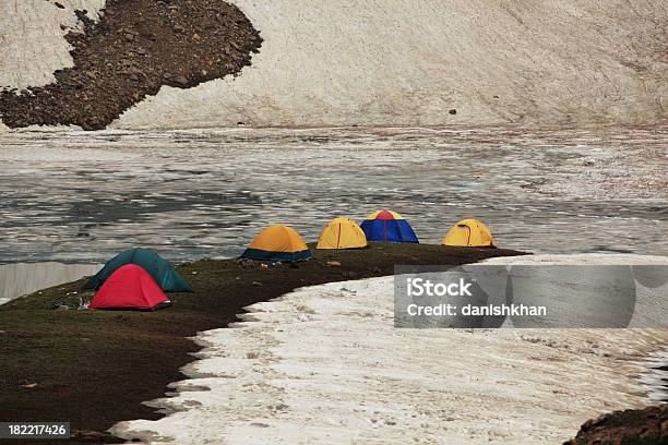 없어도 시 연결되어 Ratti Nar 호수 카슈미르 13 000 Ft 가정용 텐트에 대한 스톡 사진 및 기타 이미지 - 가정용 텐트, 개념, 건강한 생활방식
