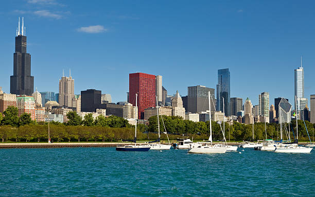 istock Chicago Skyline with its skyscrapers 182217546