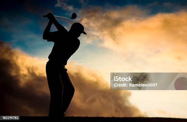 ゴルフ選手 - ゴルフのストックフォトや画像を多数ご用意 - ゴルフ, シルエット, オートバイ