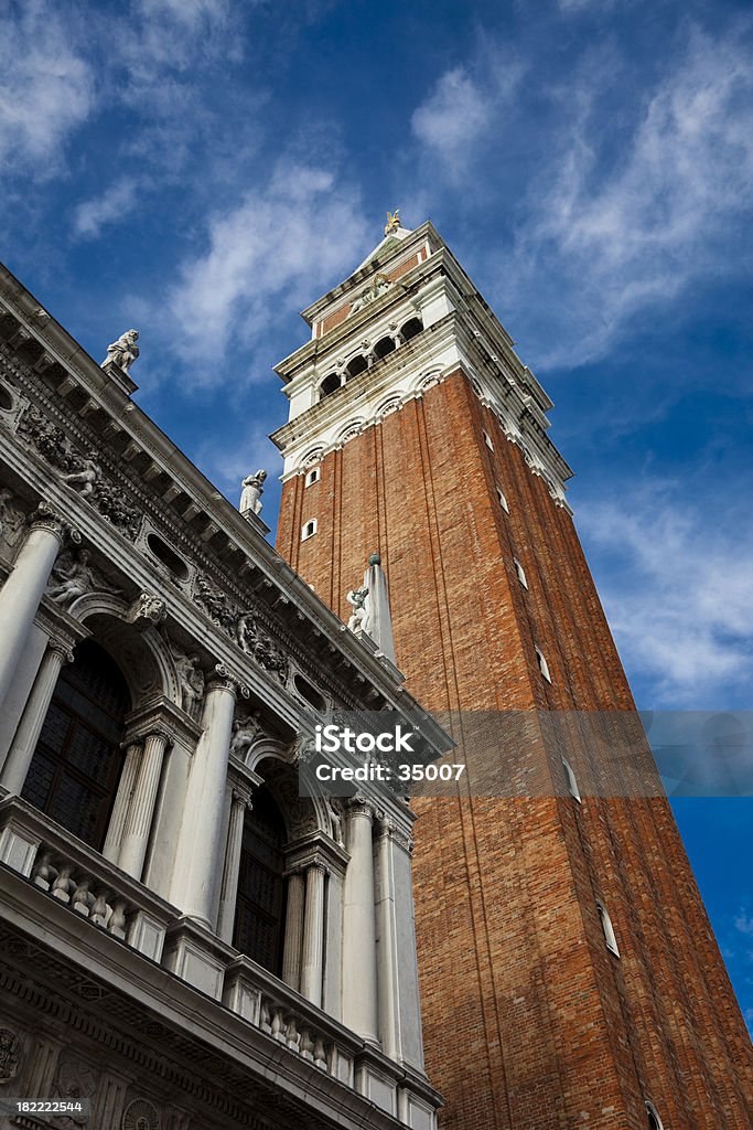 Campanário, piazza de san marco, Veneza, Itália - Foto de stock de Arquitetura royalty-free