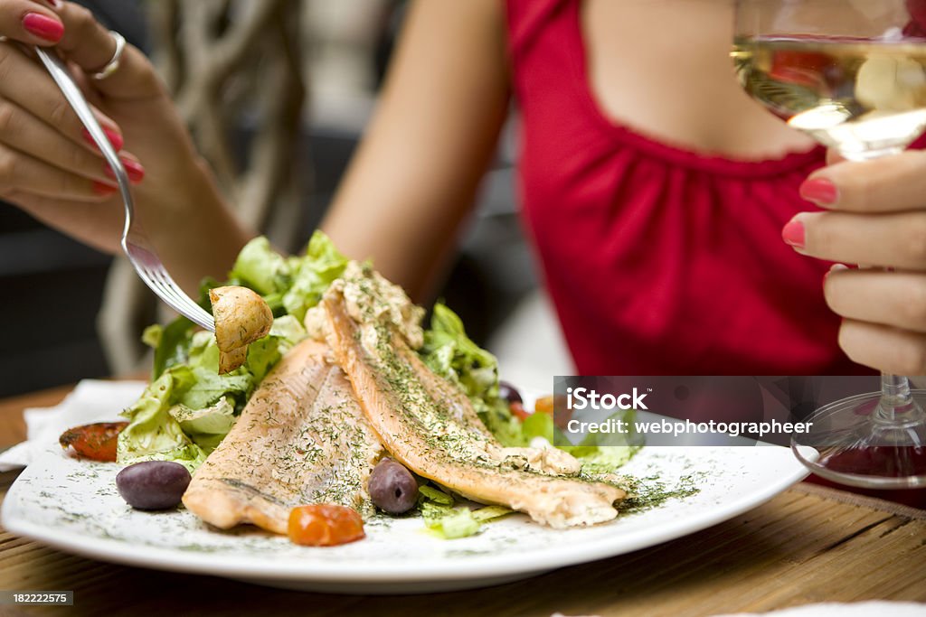 Ensalada de salmón - Foto de stock de Comer libre de derechos