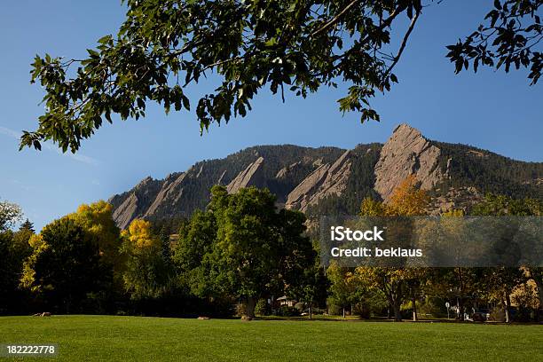 Boulder Colorado Flatirons - zdjęcia stockowe i więcej obrazów Boulder - Boulder, Jesień, Bez ludzi