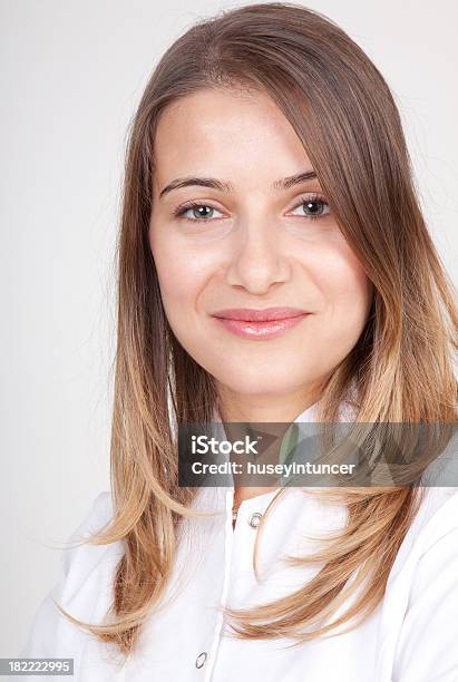 Foto de Feminino Médico e mais fotos de stock de 20 Anos - 20 Anos, Adulto, Beleza