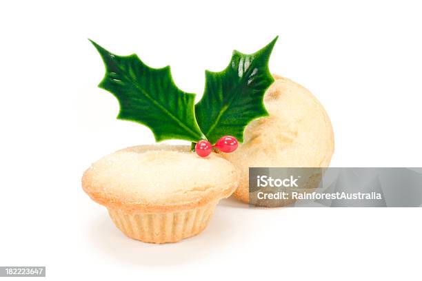 Photo libre de droit de Tartes De Noël banque d'images et plus d'images libres de droit de Objet ou sujet détouré - Objet ou sujet détouré, Tartelette de Noël, Noël