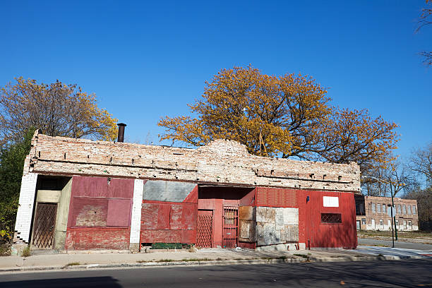 istock Boarded Up Chicago Neighborhood Shops 182223817