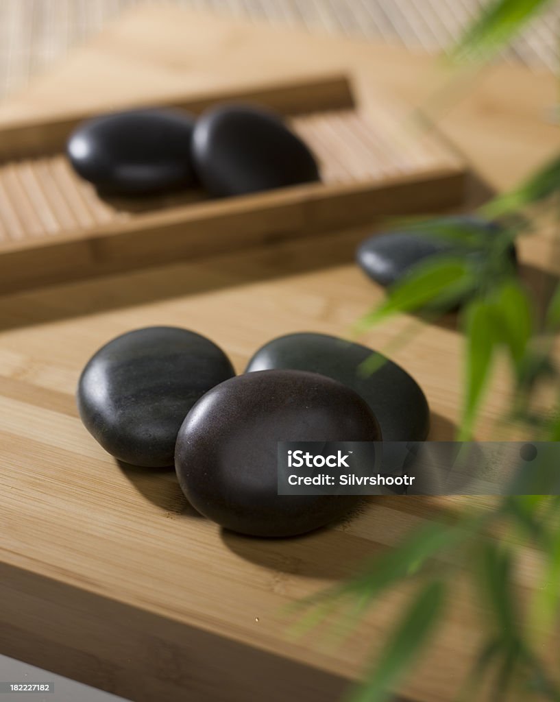 Pedra de massagem em um spa configuração - Royalty-free Abstrato Foto de stock