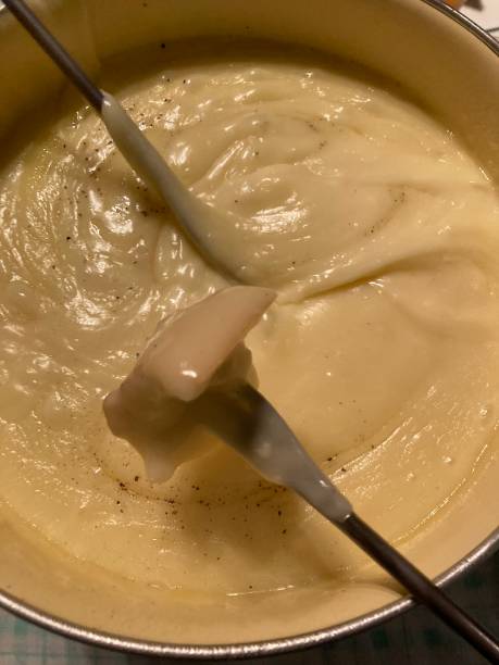 istock Switzerland- Food - cheese fondue 1822283096