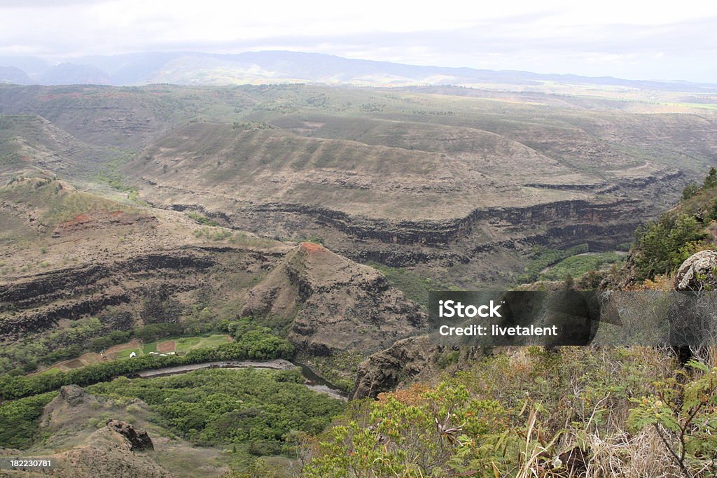 Entrada al cañón de Waimea Kauai y río Wailua - Foto de stock de Acantilado libre de derechos