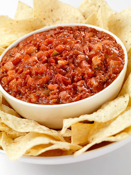 istock White Corn Tortillia Chips with Chunky Salsa 182231425