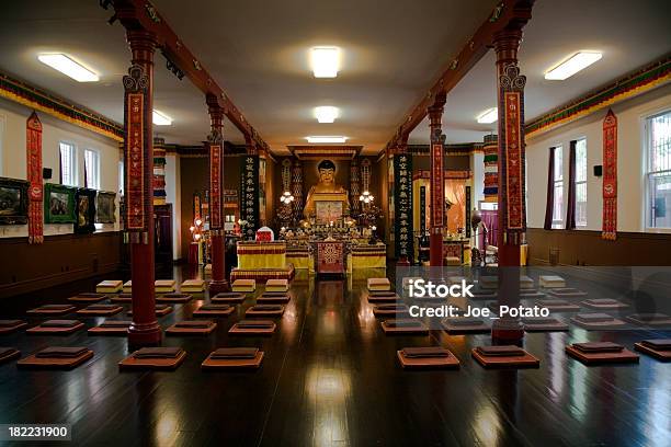 Mnich Temple - zdjęcia stockowe i więcej obrazów Budda - Budda, Buddyzm, Bóg