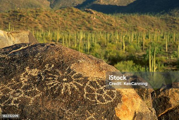 Petroglifi Di Signal Hill - Fotografie stock e altre immagini di Deserto del Sonoran - Deserto del Sonoran, Ambientazione esterna, Ambientazione tranquilla