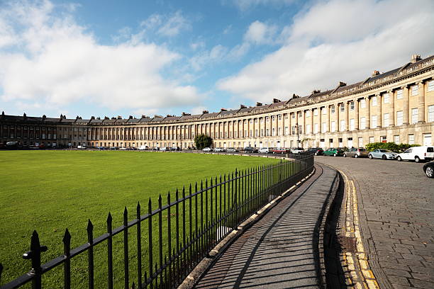 istock Georgian Architecture Crescent Houses 182232294