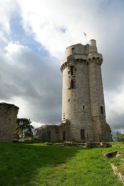 istock Montlhery Castle / Château de Montlhéry 182232749