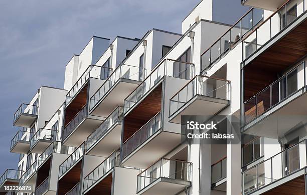 Nowe Luksusowe Apartamenty - zdjęcia stockowe i więcej obrazów Architektura - Architektura, Balkon, Bez ludzi