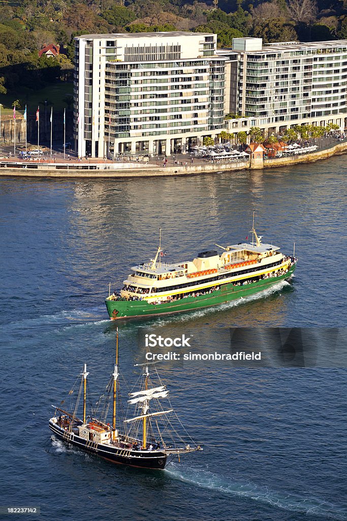 Old & nuevo en Puerto de Sídney - Foto de stock de Australia libre de derechos