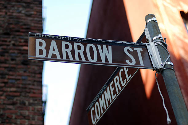 istock Barrow Street Sign 182237928