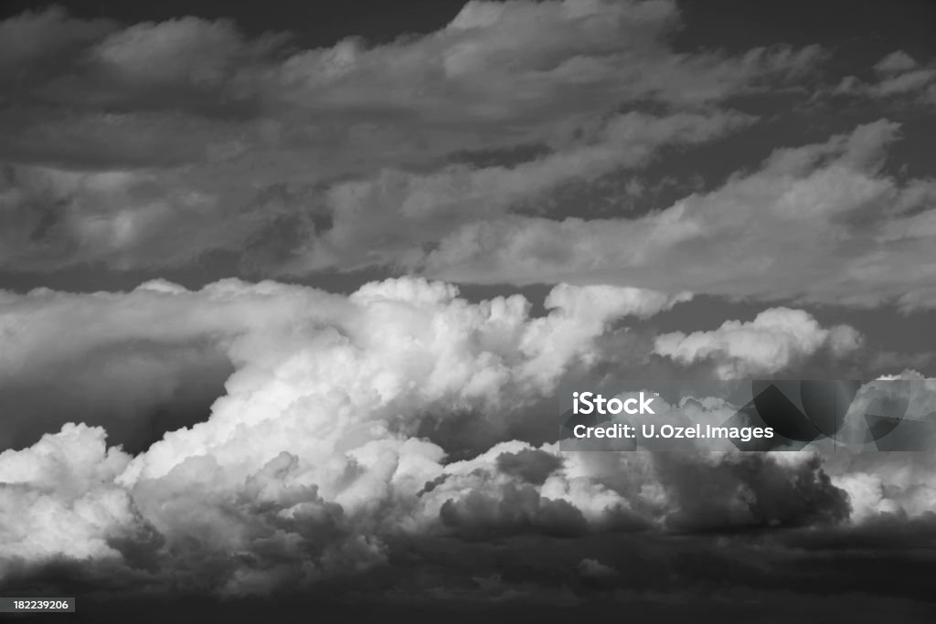 Angry nuvens - Royalty-free Chuva Foto de stock