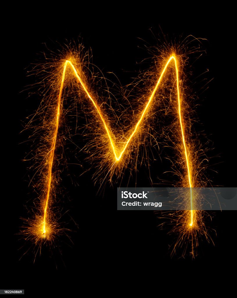 Letra M de fogos de artifício - Foto de stock de Calor royalty-free