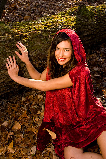 Souriant petit chaperon rouge - Photo