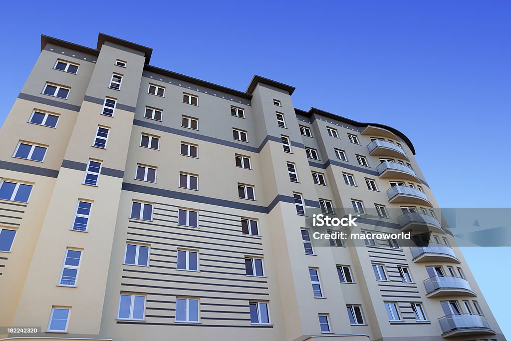 Apartment Building - Royalty-free Alto - Altura Humana Foto de stock
