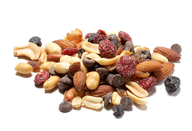트레일 믹스, 말린 크랜베리 - peanut nut snack isolated 뉴스 사진 이미지