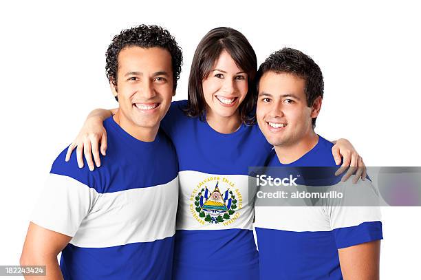 Amigos Fazendo El Salvador Bandeira - Fotografias de stock e mais imagens de Amor - Amor, 20-29 Anos, Abraçar