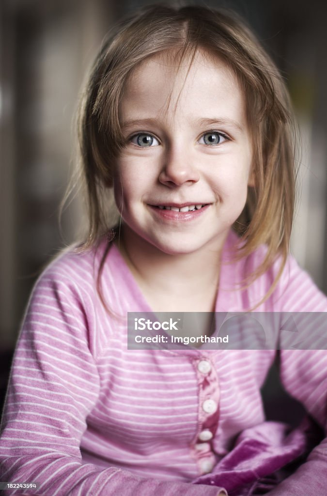 Portrait d'une petite fille - Photo de 4-5 ans libre de droits