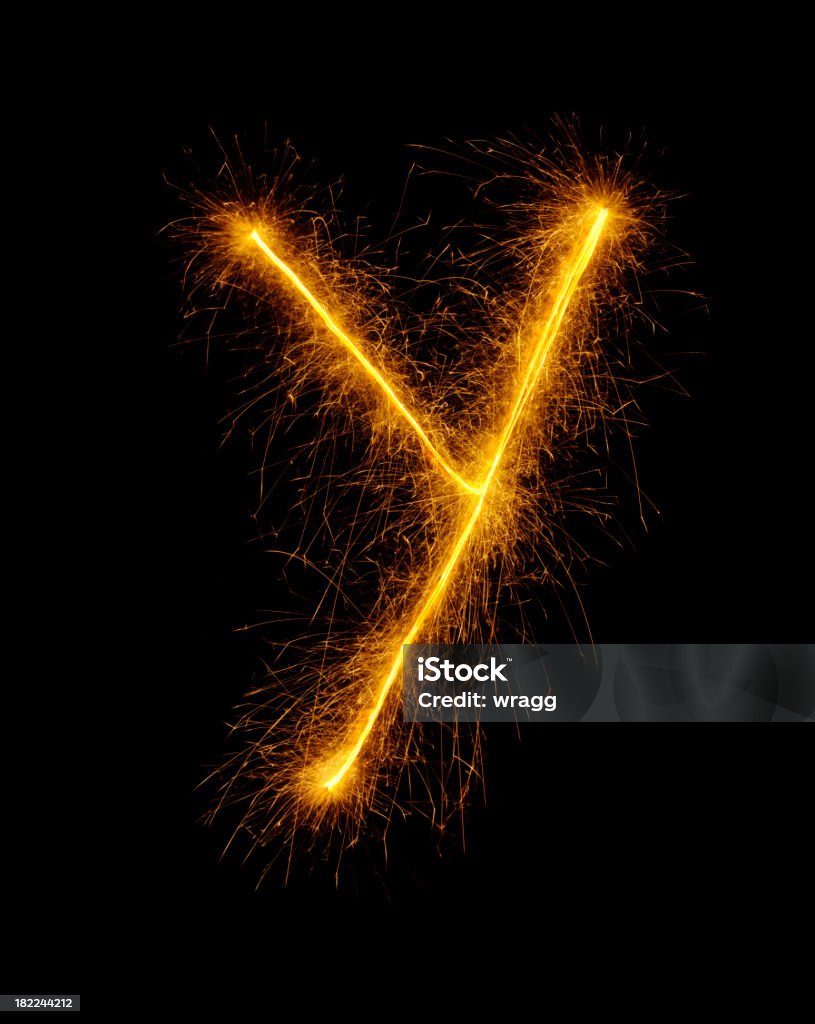 Letra Y en fuegos artificiales - Foto de stock de Bengala - Fuego artificial libre de derechos