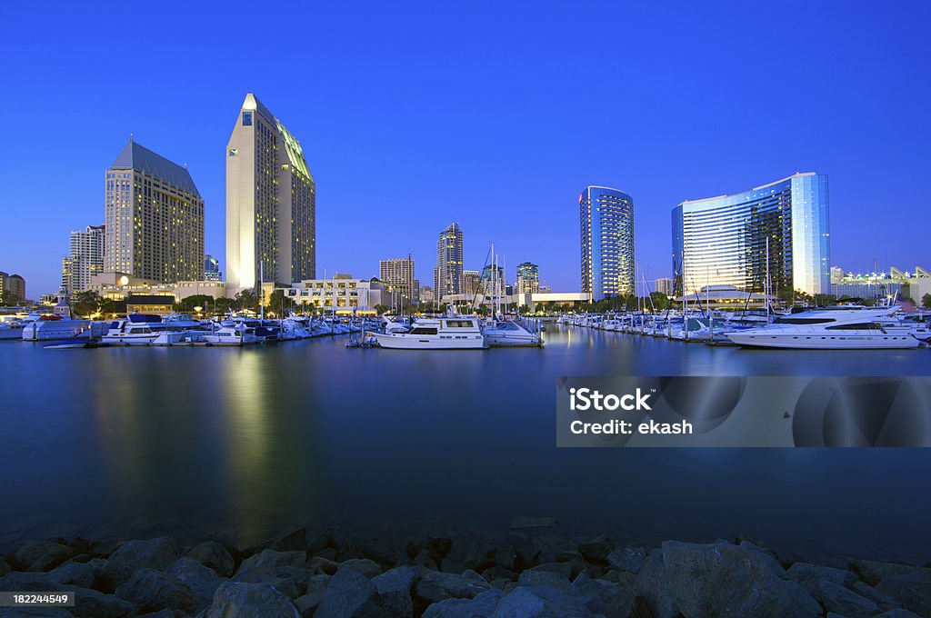 San Diego gród budynków w zmierzchu - Zbiór zdjęć royalty-free (San Diego)