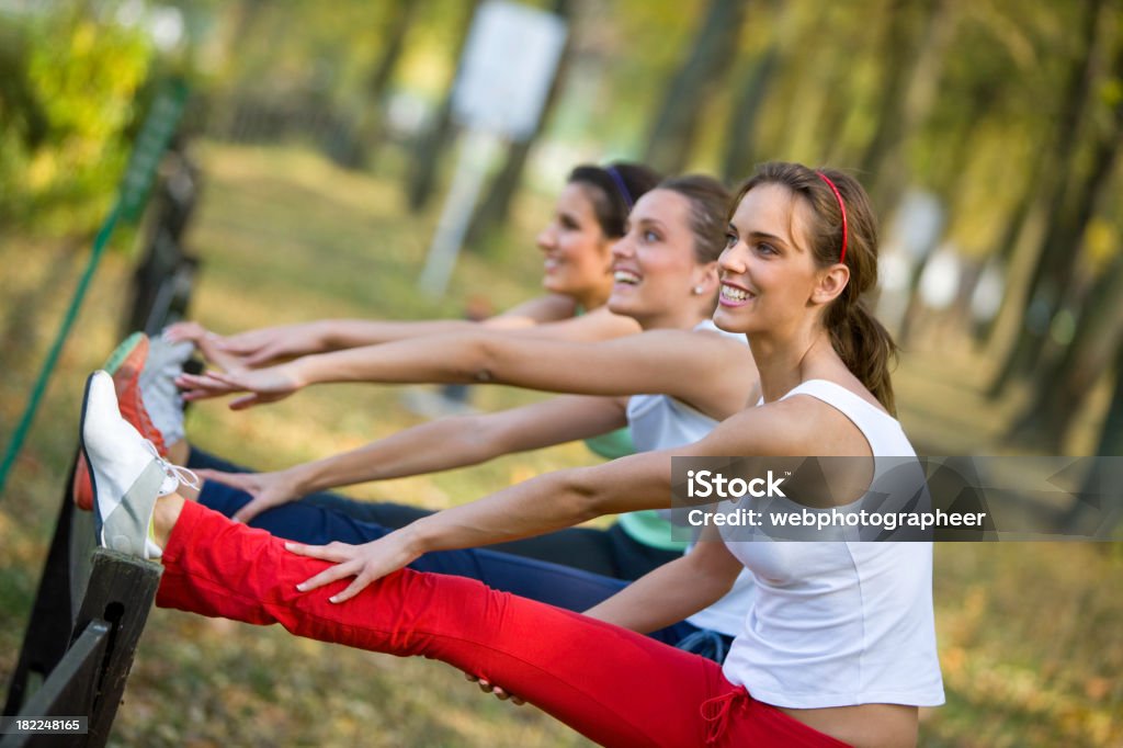 Estiramiento (Stretching) - Foto de stock de Actividad libre de derechos