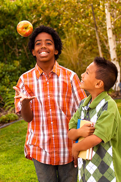 istock Kids on there way to school 182249332