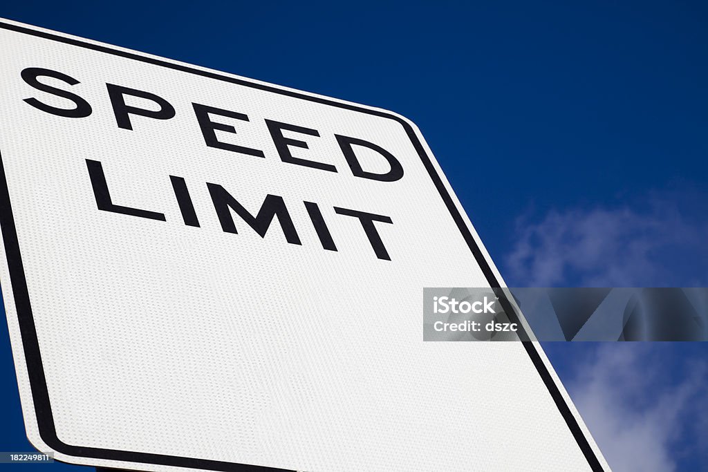 Em branco Placa de Limite de Velocidade - Foto de stock de Autoridade royalty-free