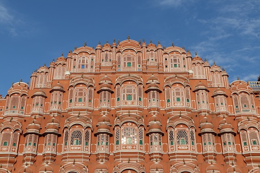 Hawa Mahal (Palace of winds / palais des vents) on the city of Jaipur, in  Rajasthan, in India