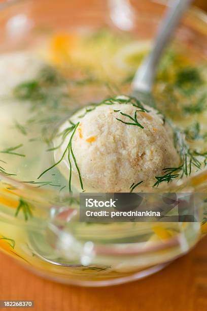 Suppe Mit Fleischbällchen Stockfoto und mehr Bilder von Asiatische Nudeln - Asiatische Nudeln, Braun, Dill