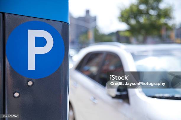 Parking Ticket Machine Stockfoto und mehr Bilder von Parkfläche - Parkfläche, Parkschild, Parken