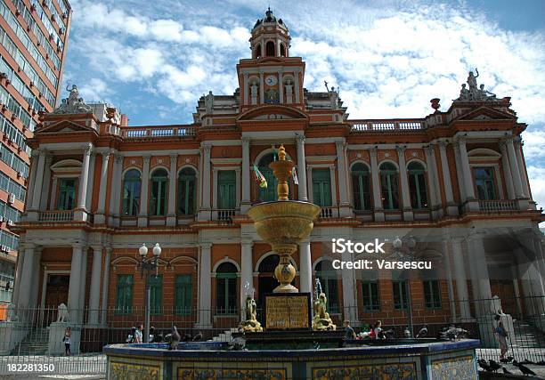 Photo libre de droit de Porto Alegre Hôtel De Ville Au Brésil banque d'images et plus d'images libres de droit de Porto Alegre - Porto Alegre, État du Rio Grande do Sul, Brésil