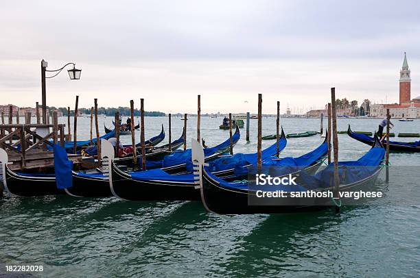 Piękny Zachód Słońca W Wenecji - zdjęcia stockowe i więcej obrazów Bez ludzi - Bez ludzi, Fotografika, Gondola