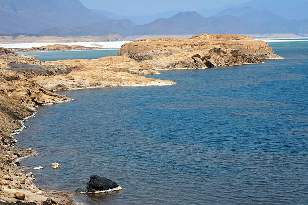 istock Lake Assal, Djibouti 182292826