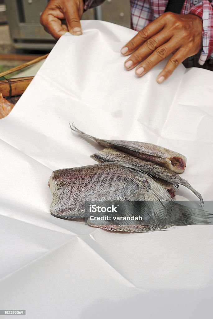 Secas pele de cobra gourami em embalagem de Papel - Royalty-free Ambroise Thomas Foto de stock